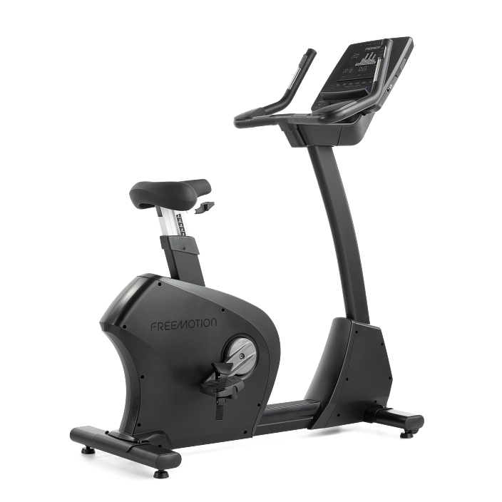 FMEX82422_Studio_Nikali_Thomas_Lauren_Cooper54433 Endurance Stepper with Group Training LED Console