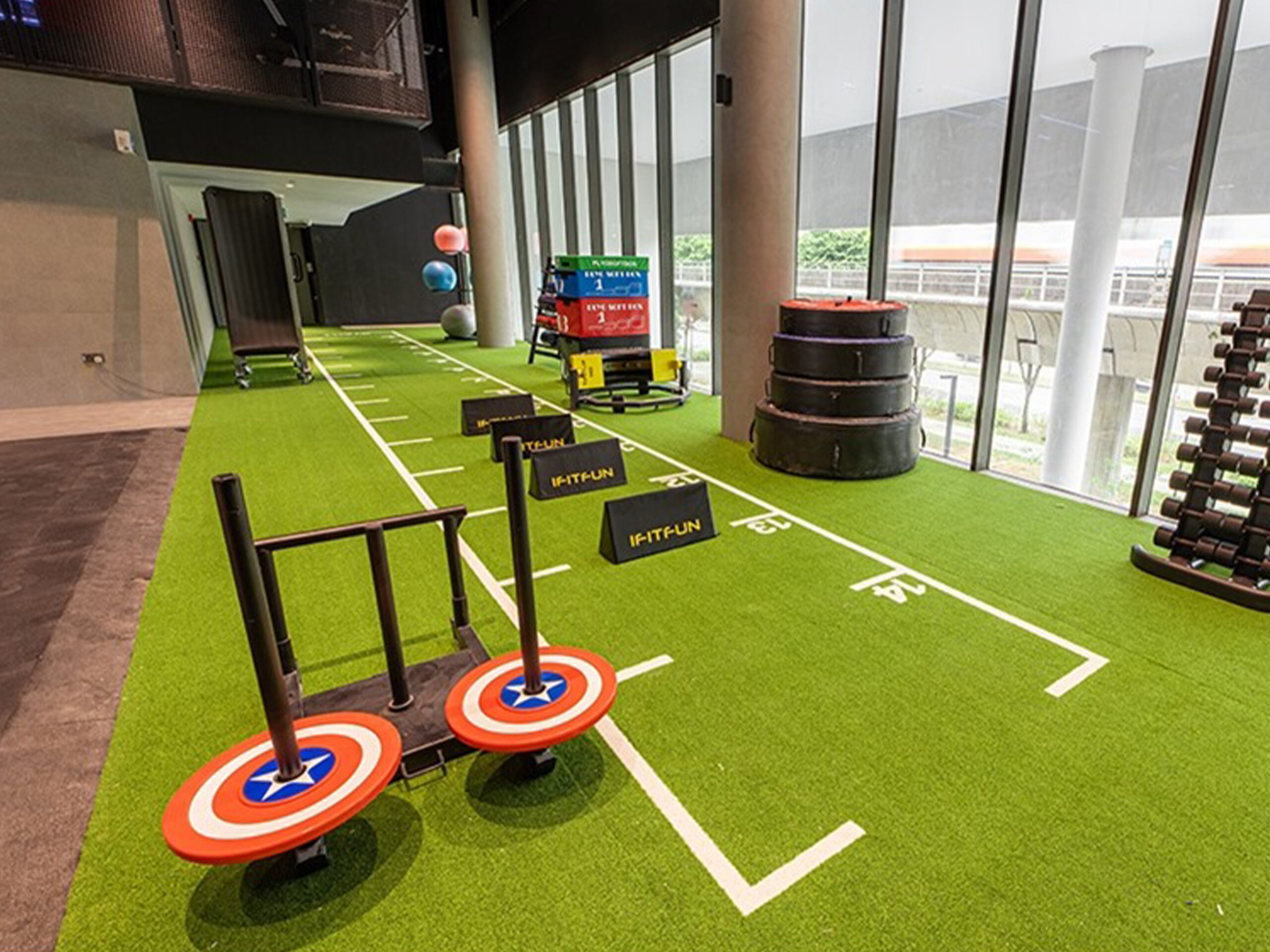 OUR SERVICES_GYM FLOORING_HOMETEAM NS GRASS_FINAL